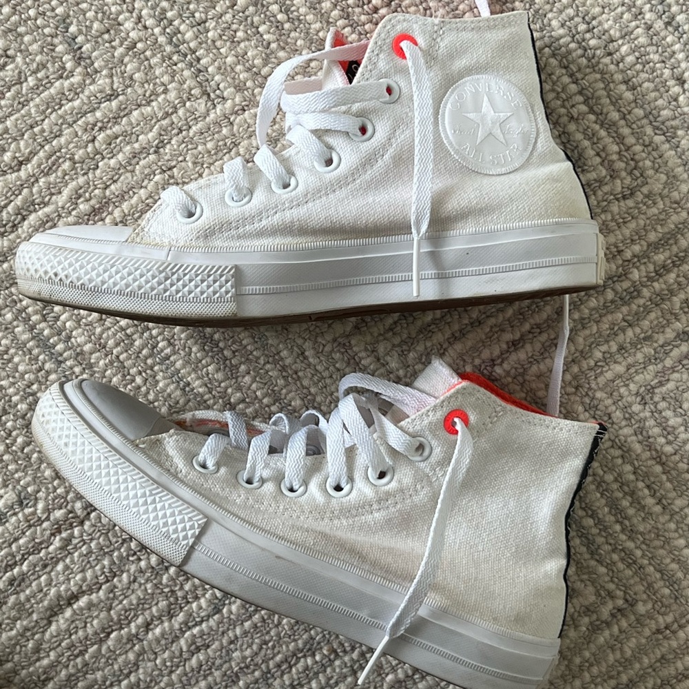 CONVERSE White Chuck Taylor II